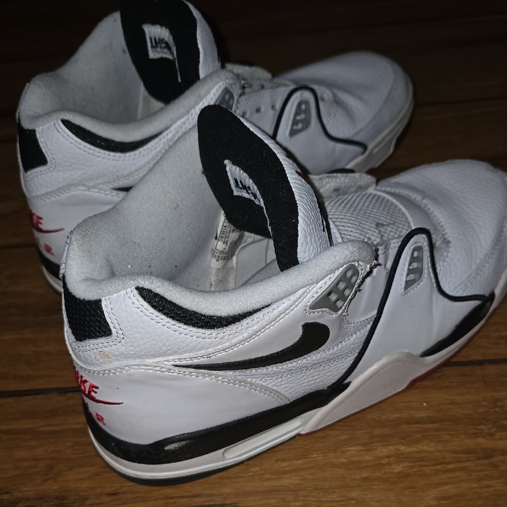 Nike Air Flight '89